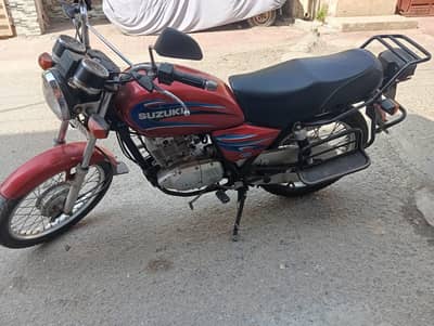 Suzuki GS 150