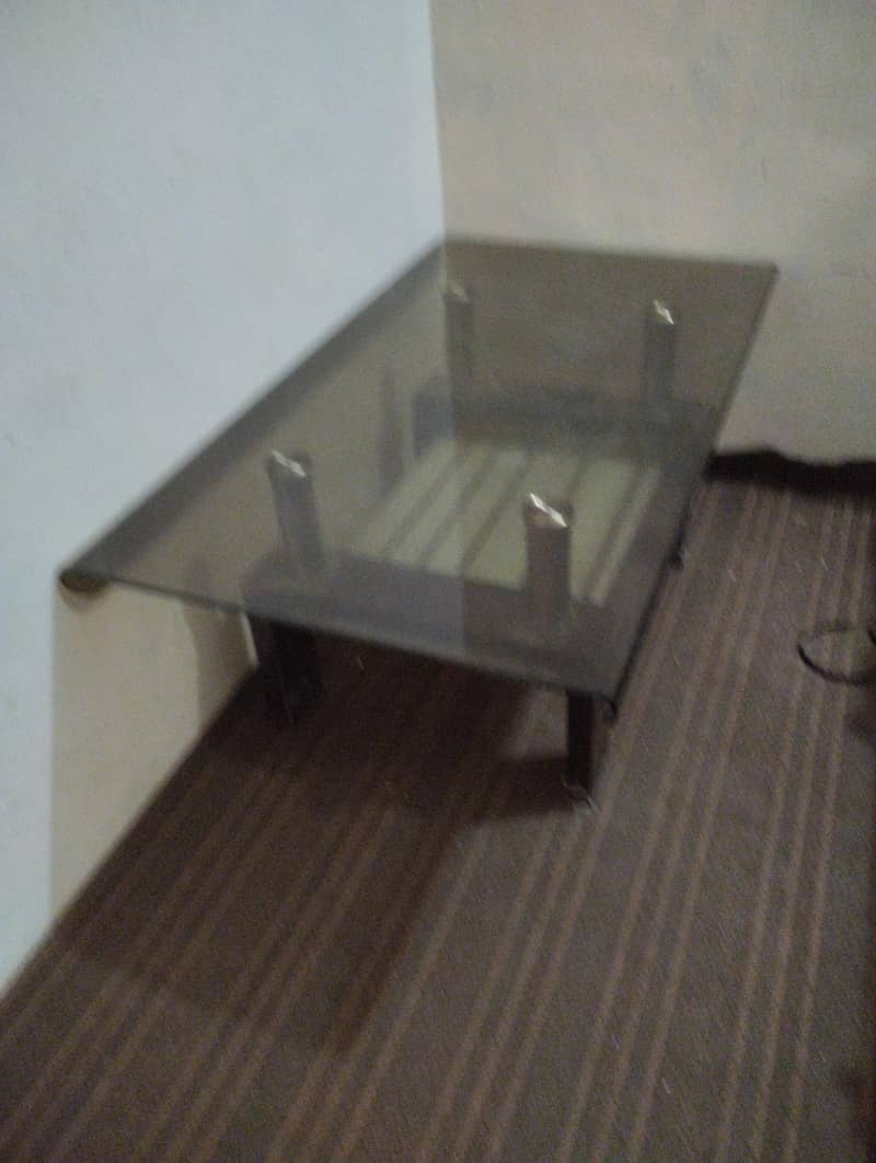 Center Table 0