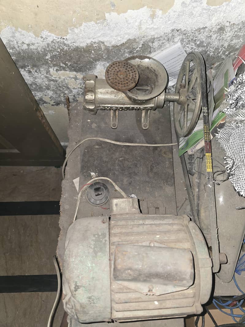 Qeema machine 1