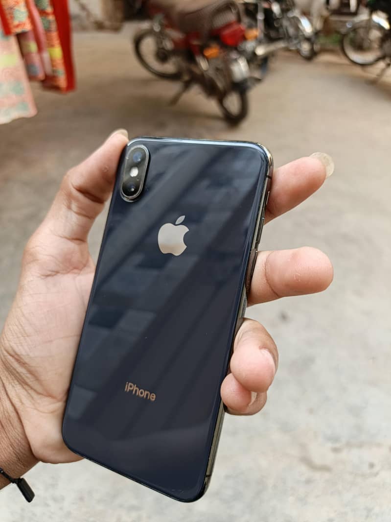 iPhone X 1