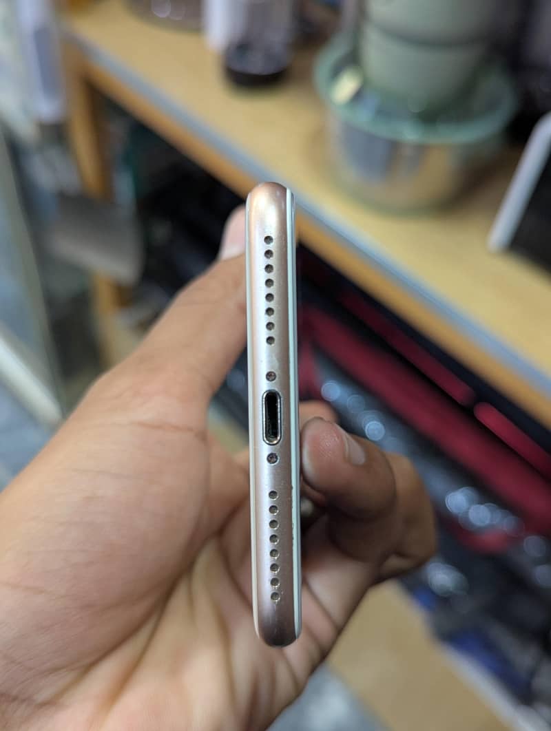 Iphone 8 plus 4