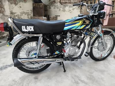Honda CG 125 25/26 Black demanding Color