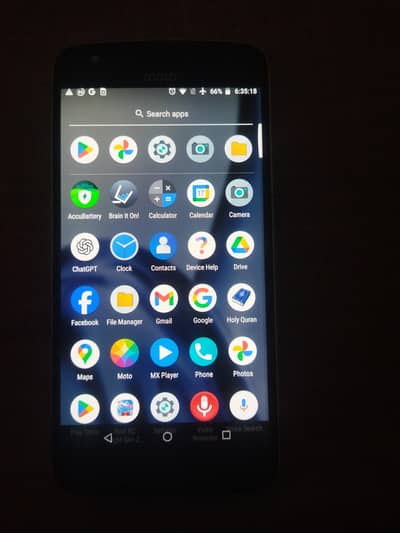 Motorola z play . 3 gb , 32 gb.