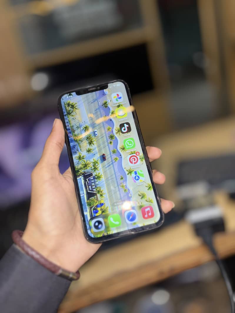 Iphone 11 Pro Max 1