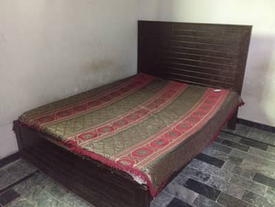 queen size bed for sale