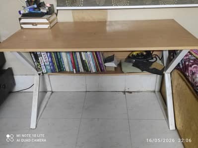 Fibre  study table for kidz and adults