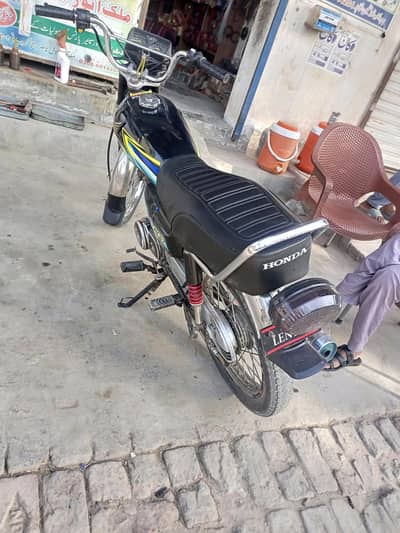 all 03045677756 whatsap 125 chena ka ha 256 model me tyar ha all ok ha
