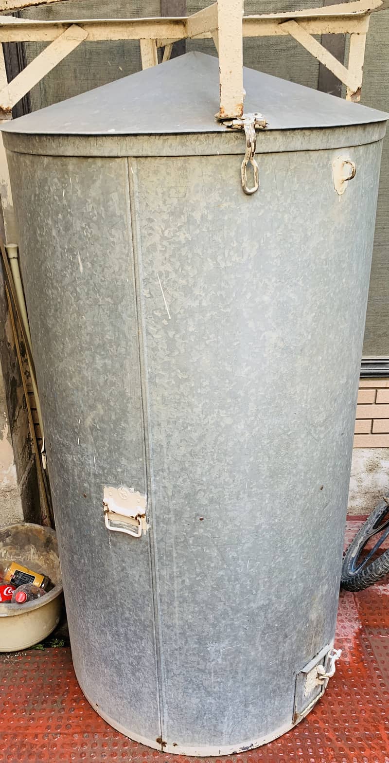 Wheat storage  drum 1