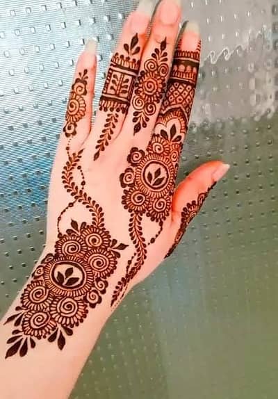 mehandi artist