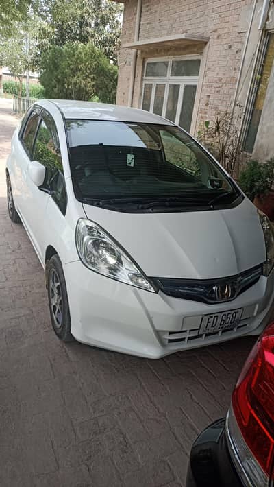 Honda Fit 11/15 in excellent condition
