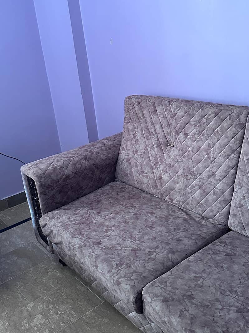 comfortable Sofa set 3