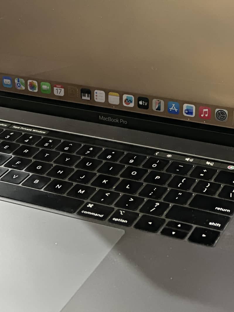 MACBOOK PRO 2018 1