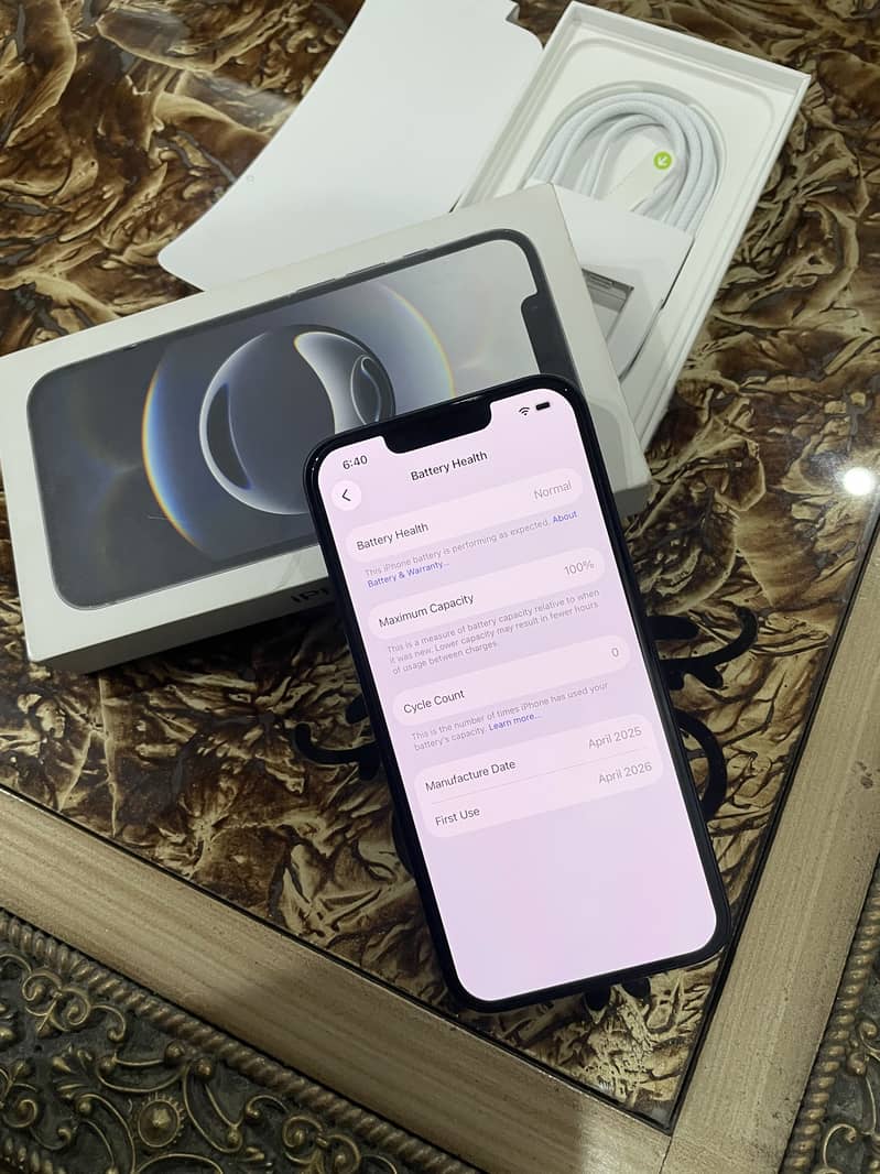 IPhone 16E 7