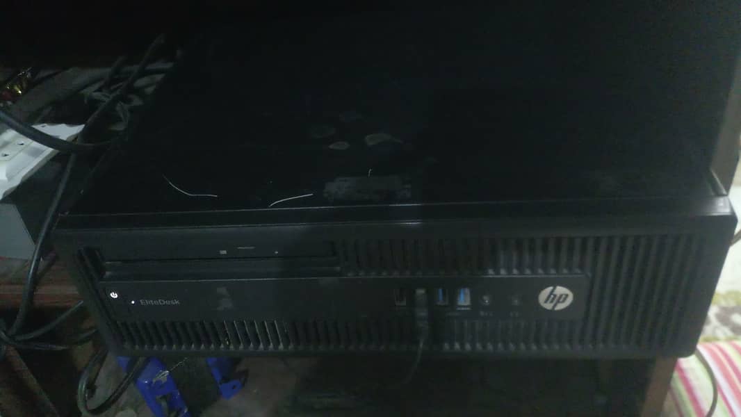 AMD HP DESKTOP  CPU 0