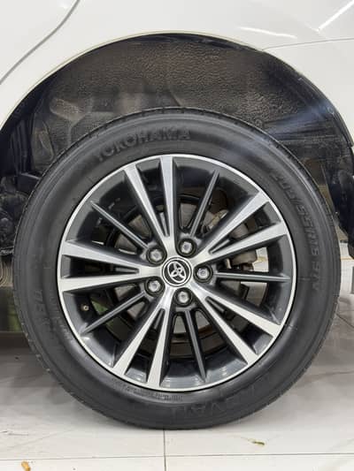 Toyota Altis Genuine Rims