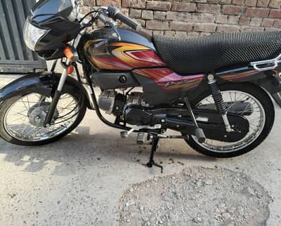 Honda Pridor Black 100cc