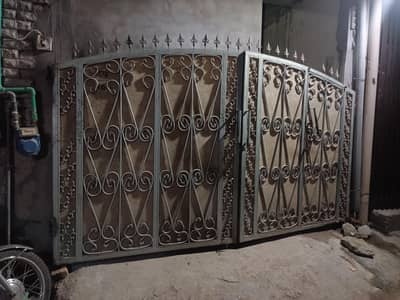 used main gate for sale in reasonable price