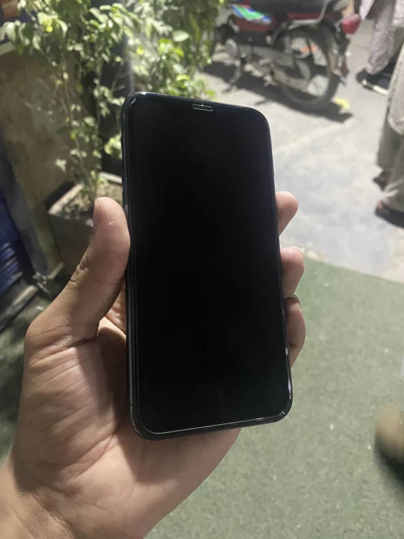 Iphone 11 pro 1