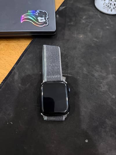 Apple series 8 watch 45MM