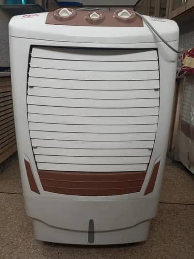 United Cooler for sale in Brand New Condition in Lahore