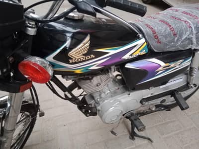 Honda 125 Hyderabad number 20 model