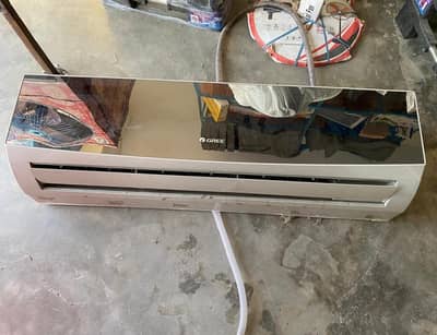 Gree Inverter Heat and Cool 1.75 ton