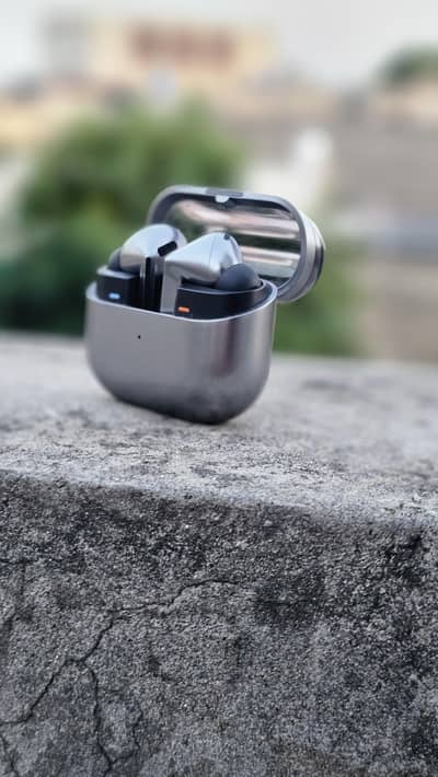 Samsung Buds3 Pro Excellent Condition
