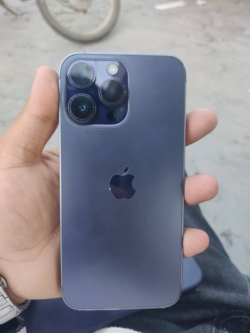 Iphone 14 pro max 4