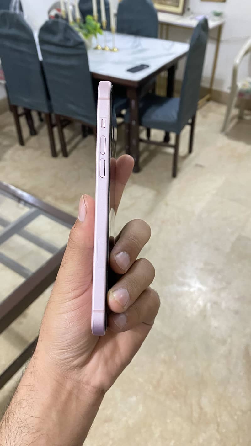 iphone 15 plus 3