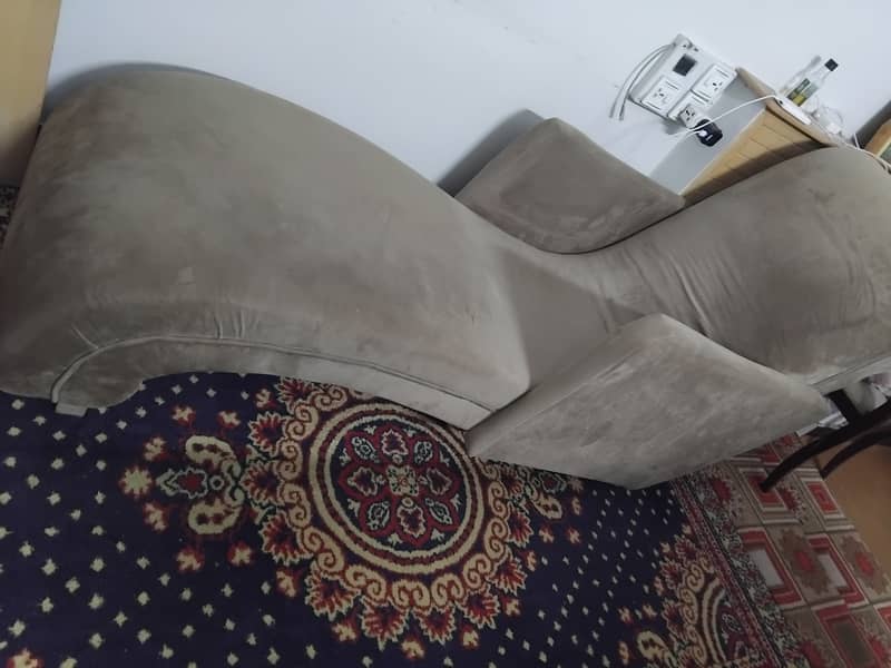 SOFA COUCH 4