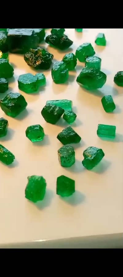high-quality, certified stones