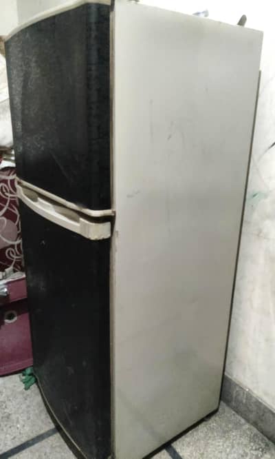 REFRIGERATOR FOR SALE