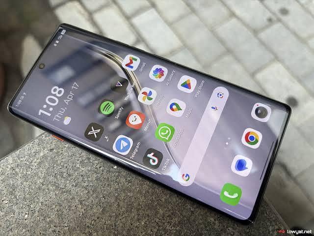 Tecno camon 40 pro 3