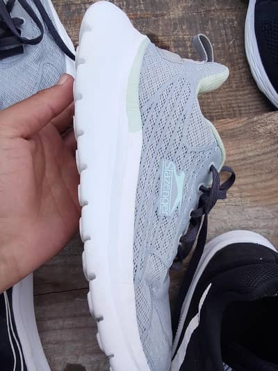 imported branded joggers shoes for sale