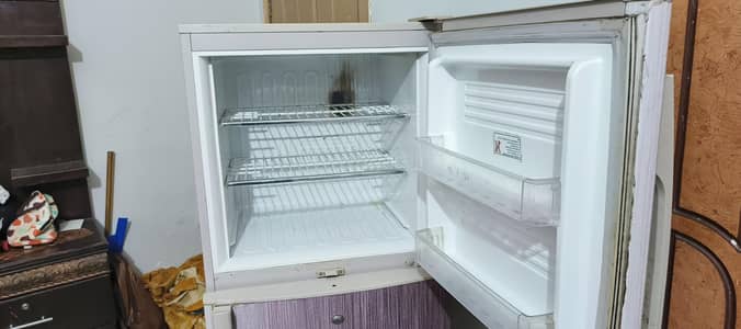 PEL refrigerator