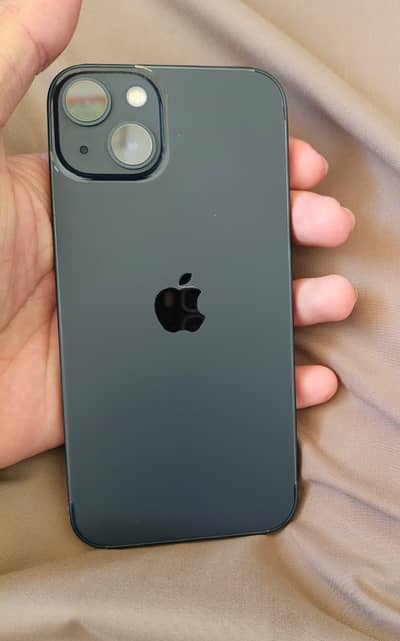 Apple iPhone 13