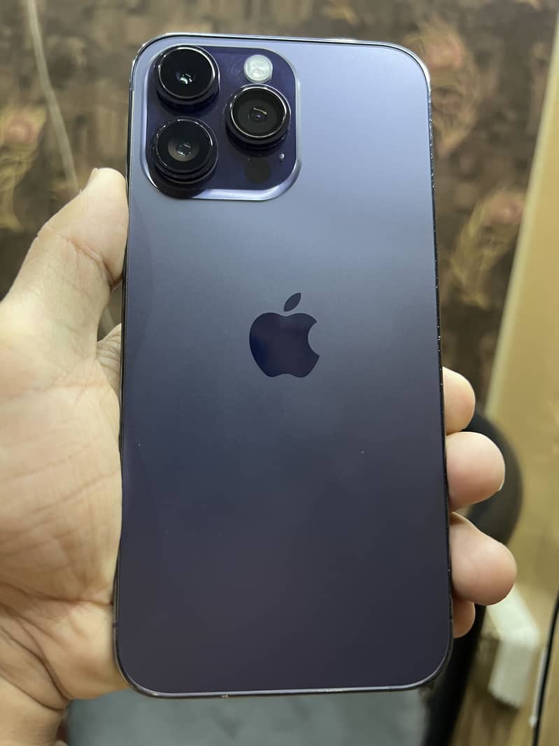IPhone 14 Pro Max 1
