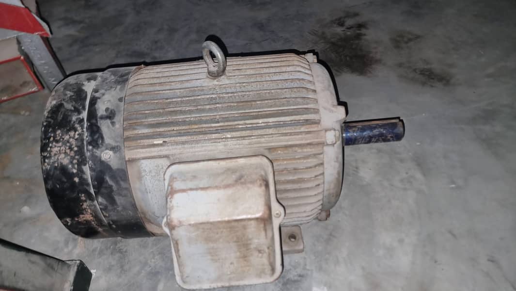 بہترین کنڈیشن میں آٹا چکی مشین برائے فروخت 6