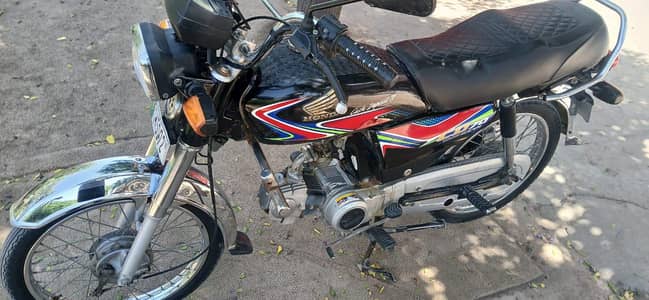 Honda CD 70 bike for sale