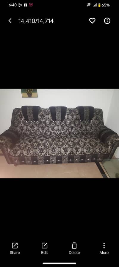 3 seater and 1 1 seater sofa