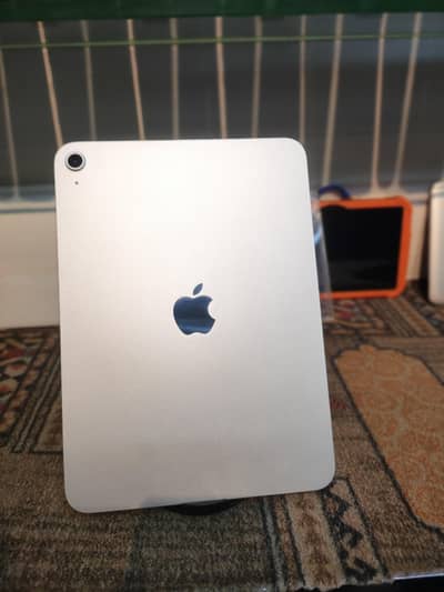 IPAD 11Genreition 128 G. B silver Bettry health 100% 26 ciacal