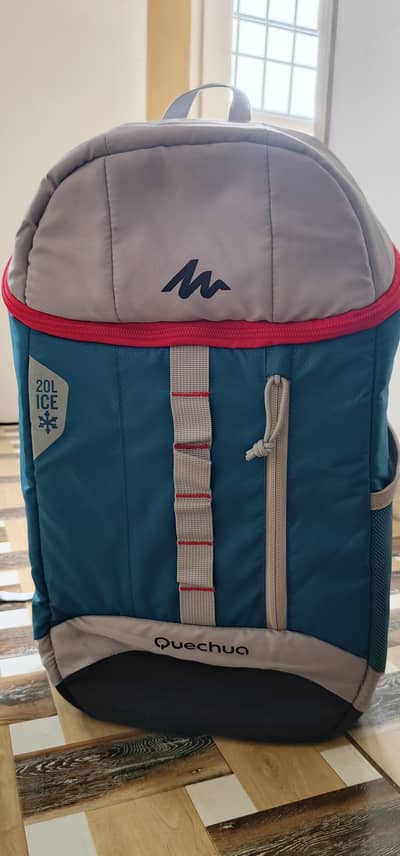 Quechua backpack Brand