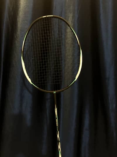 Professional Racket / Badminton of MAXX Company