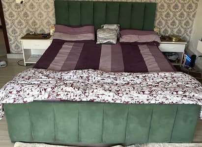 Luxury Velvet Bed Set with 2 Side Tables
