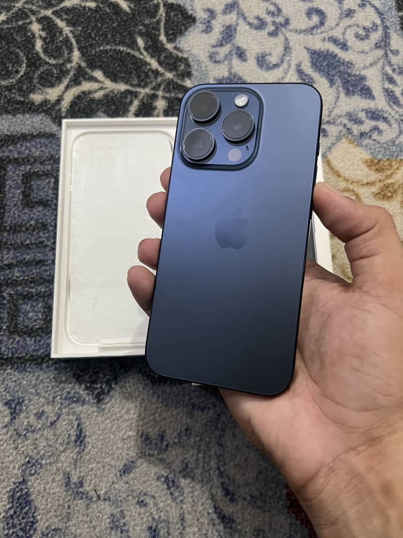 İPhone 15 pro 0