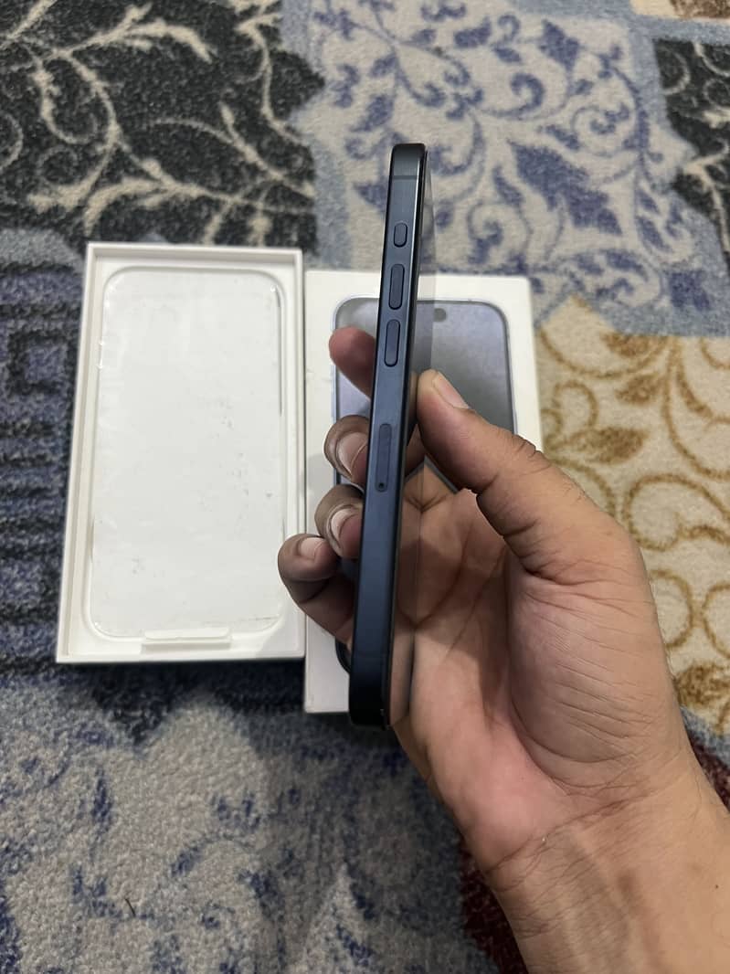 İPhone 15 pro 2