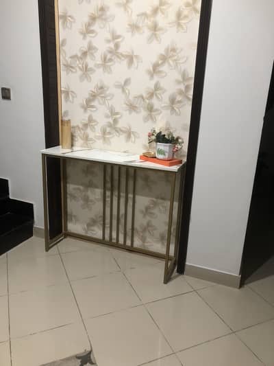 Console table