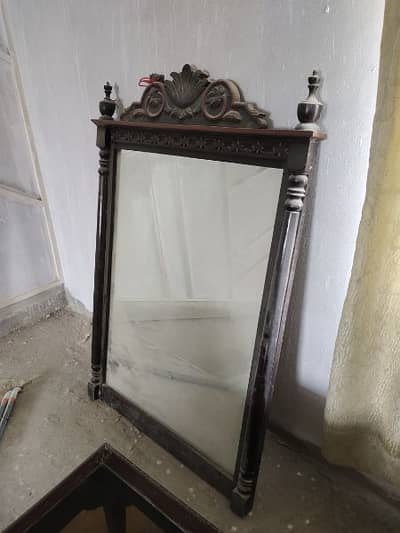 Good Condition Mirror