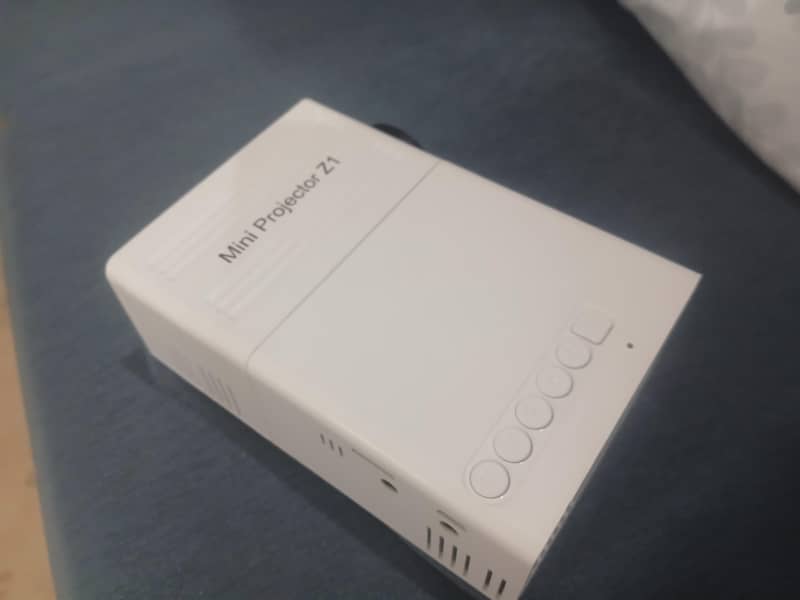 Mini projector 5