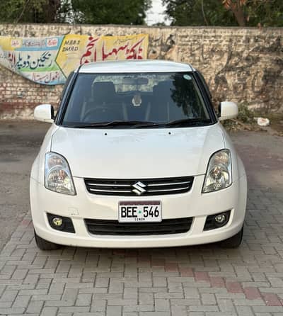 Suzuki Swift DLX 1.3 2015 ABS.